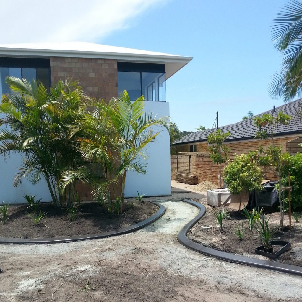 Edgeworx Concrete Garden Edging & Landscaping Gold Coast